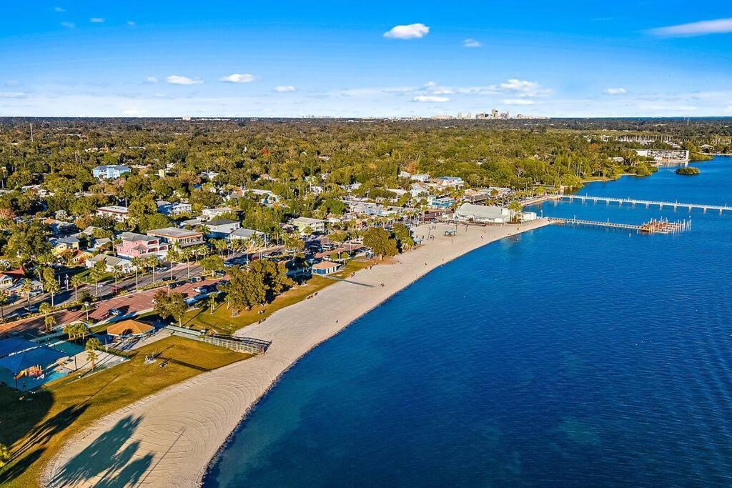 Quaint Gulfport Beach Bungalow Sint-Petersburg Buitenkant foto